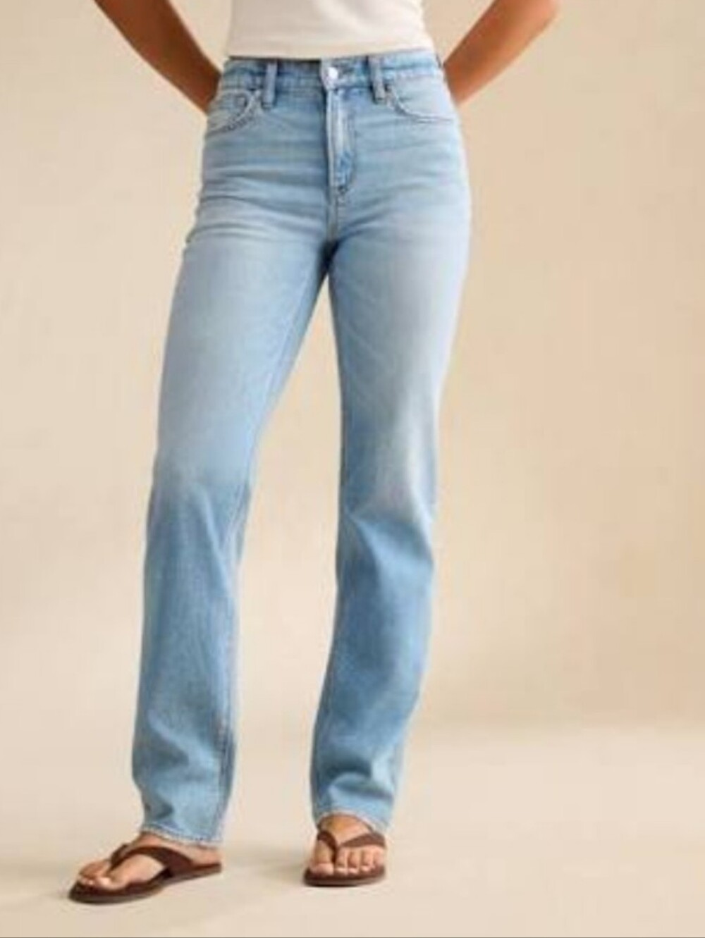 American Eagle Super Highrise Straight Jeans Size 10